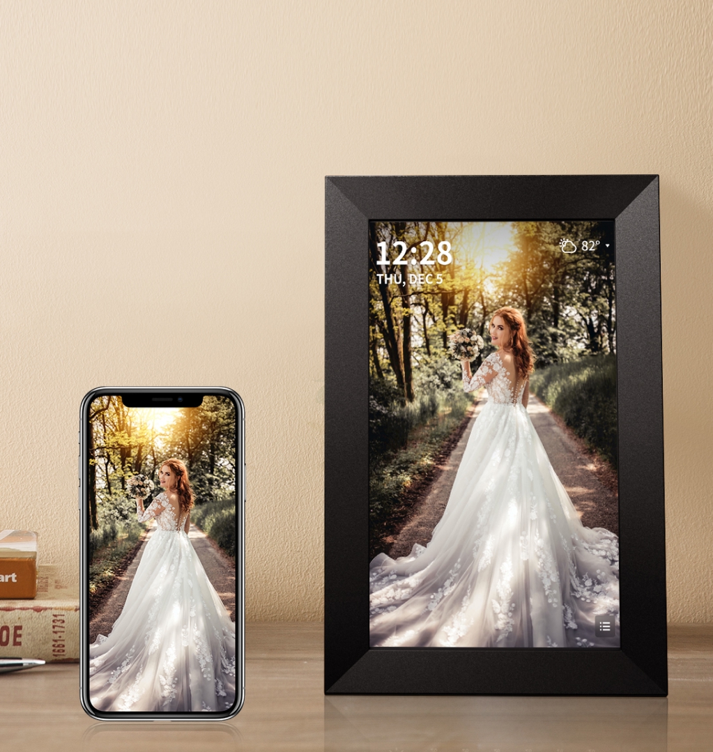 Beautiful digital photo frame